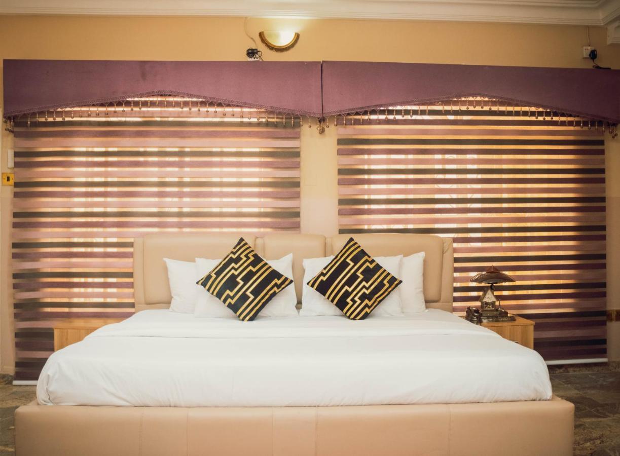 J'S Place Abuja Ngoại thất bức ảnh